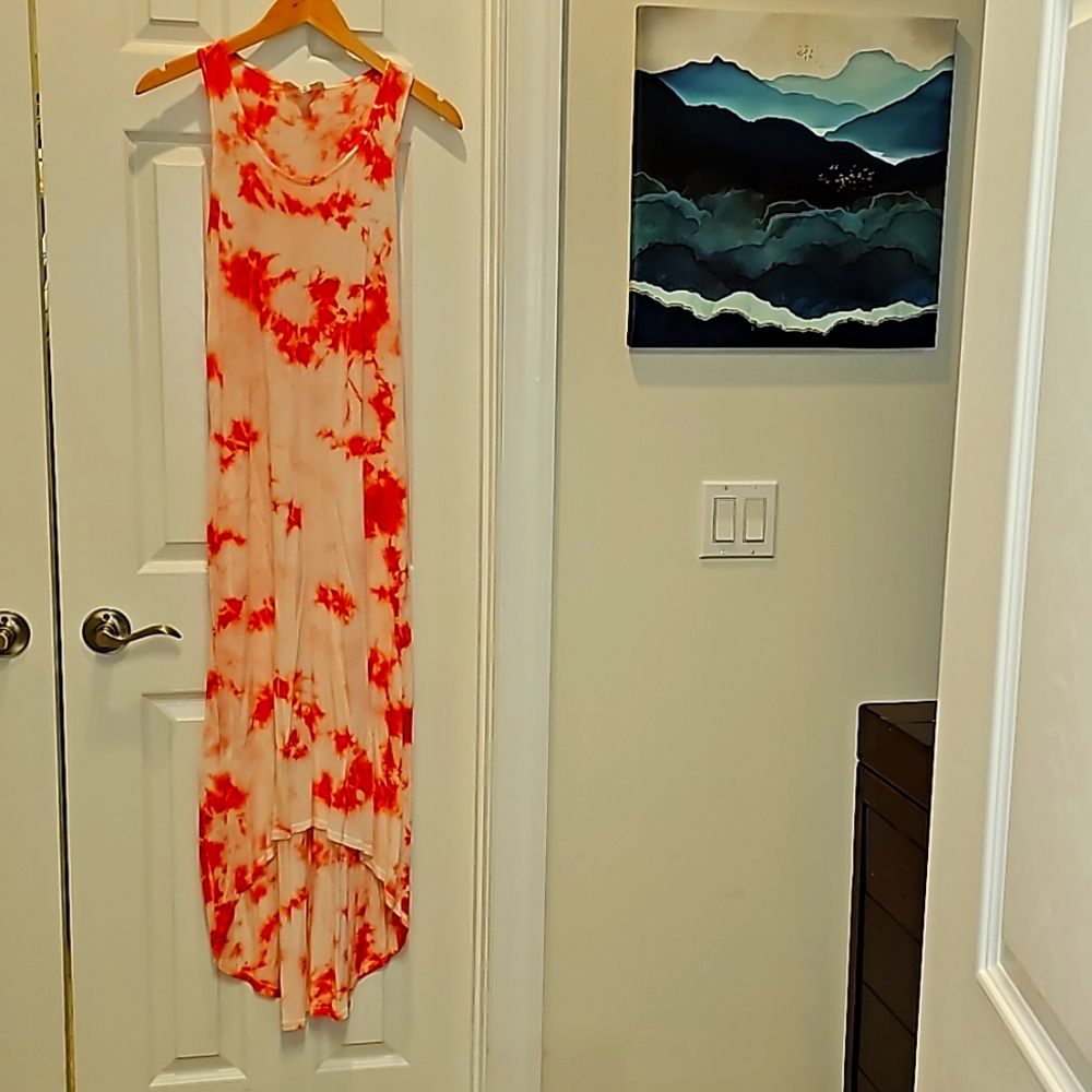 Olive & Oak Tie dye Maxi Beach dress, Size XS in Orange and White